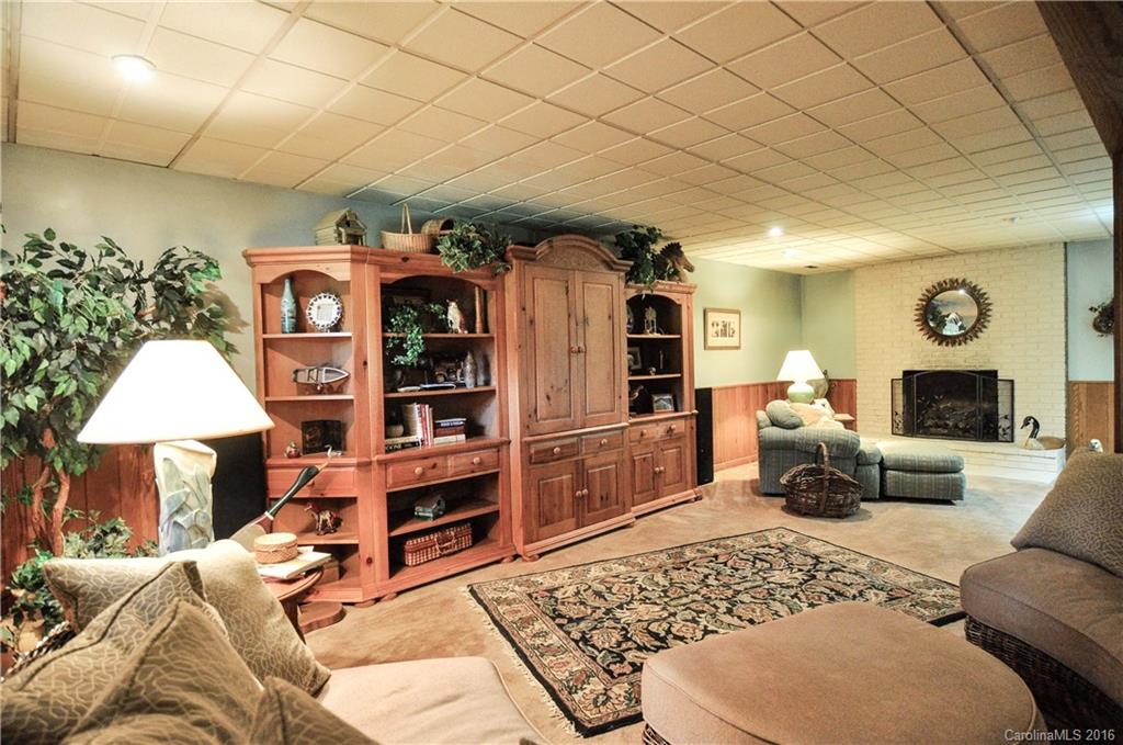 5172 Old Clyde Road Clyde, NC 28721 - Photo 14 of 24