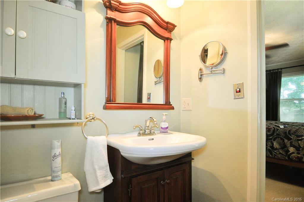 5172 Old Clyde Road Clyde, NC 28721 - Photo 19 of 24
