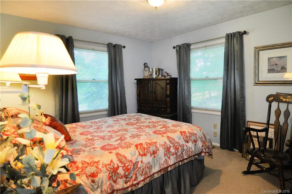 5172 Old Clyde Road Clyde, NC 28721 - Photo 20 of 24