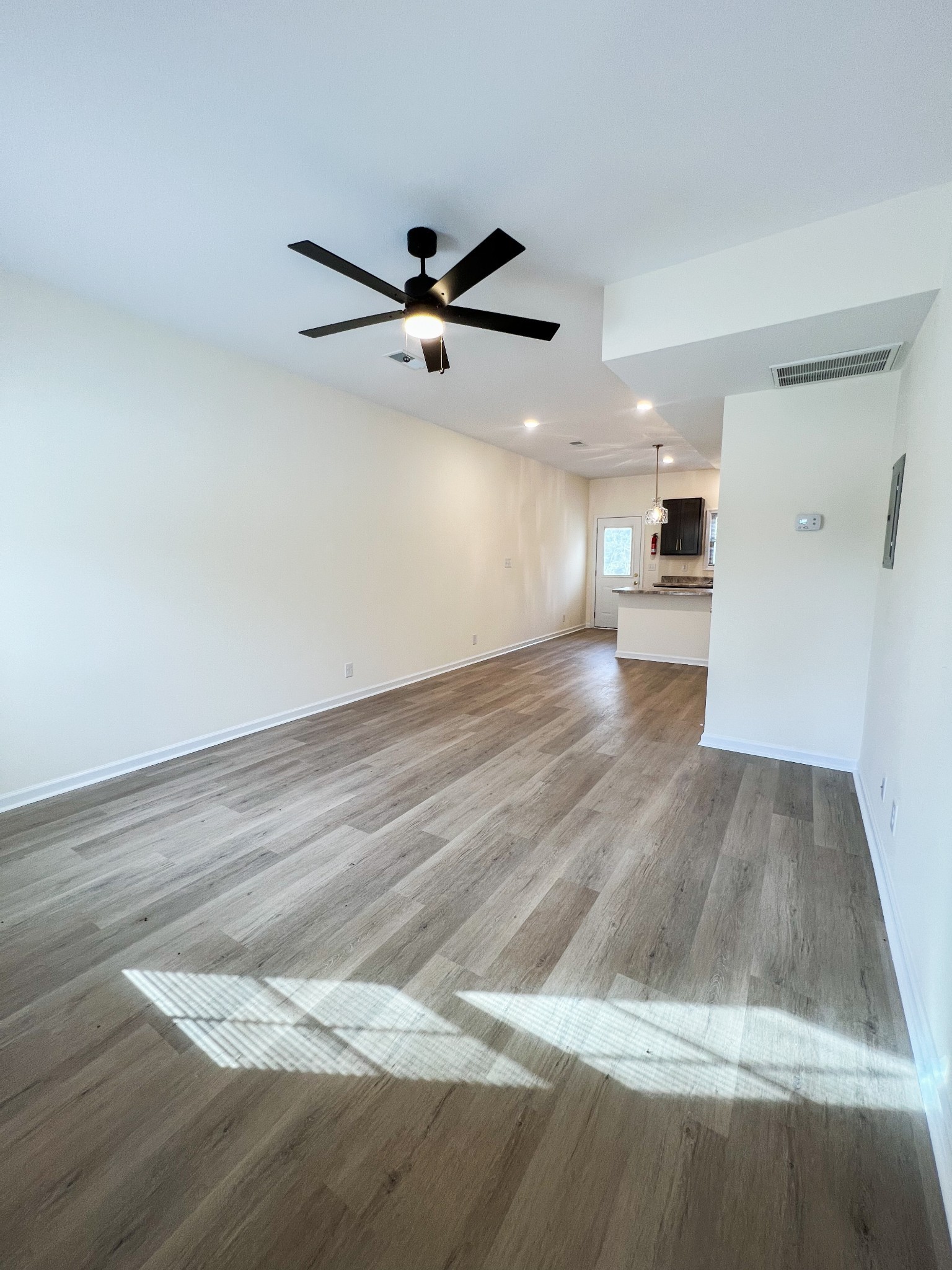 301 Ranger Lane, Unit B Clarksville, TN 37042 - Photo 3 of 30 Gallery Image 3