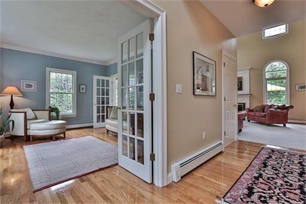 7 Lyford Road Hopkinton, MA 01748 - Photo 6 of 30 Gallery Image 6