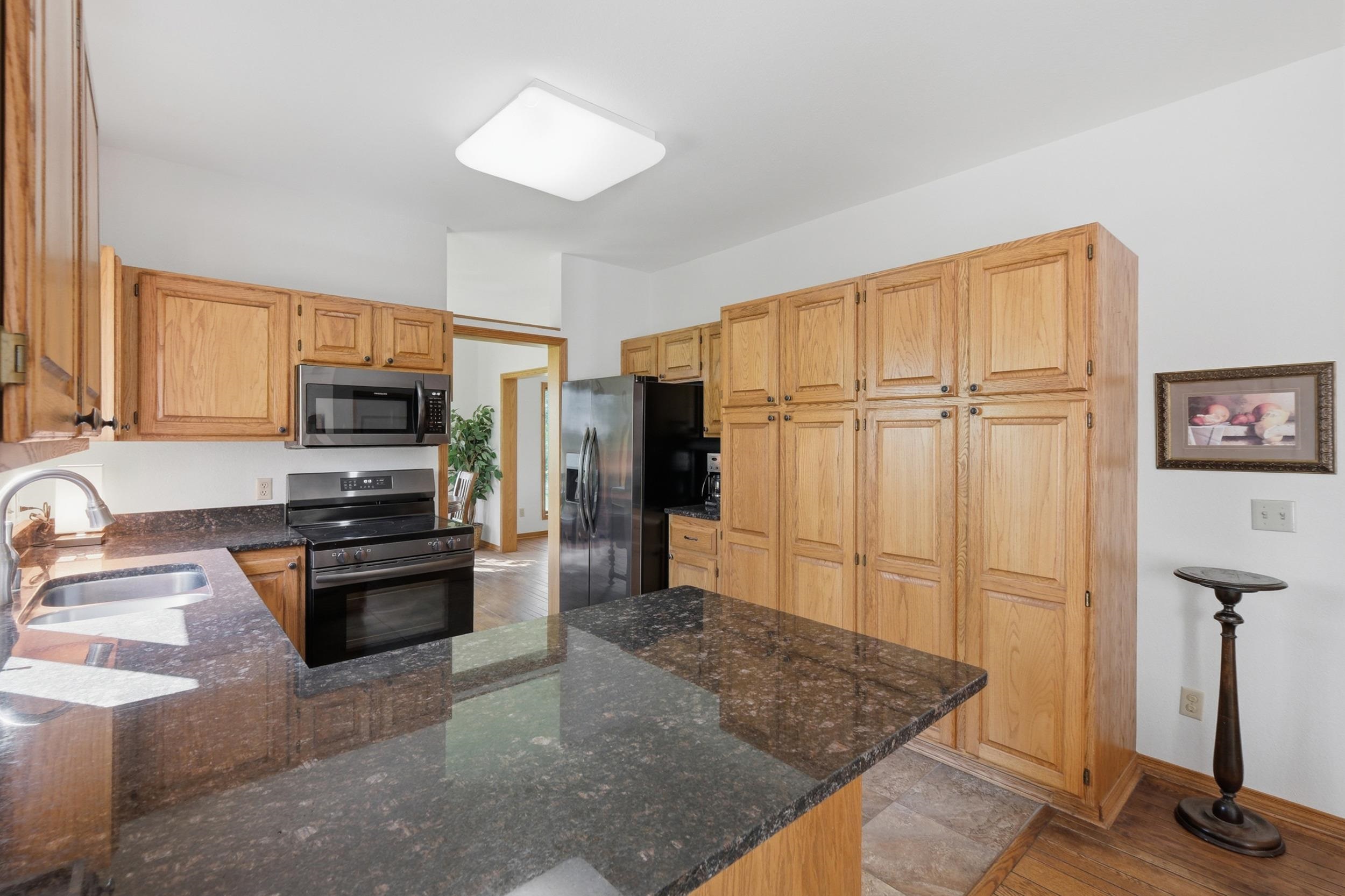 498 Meander Wood Road Oregon, WI 53575 - Photo 20 of 90