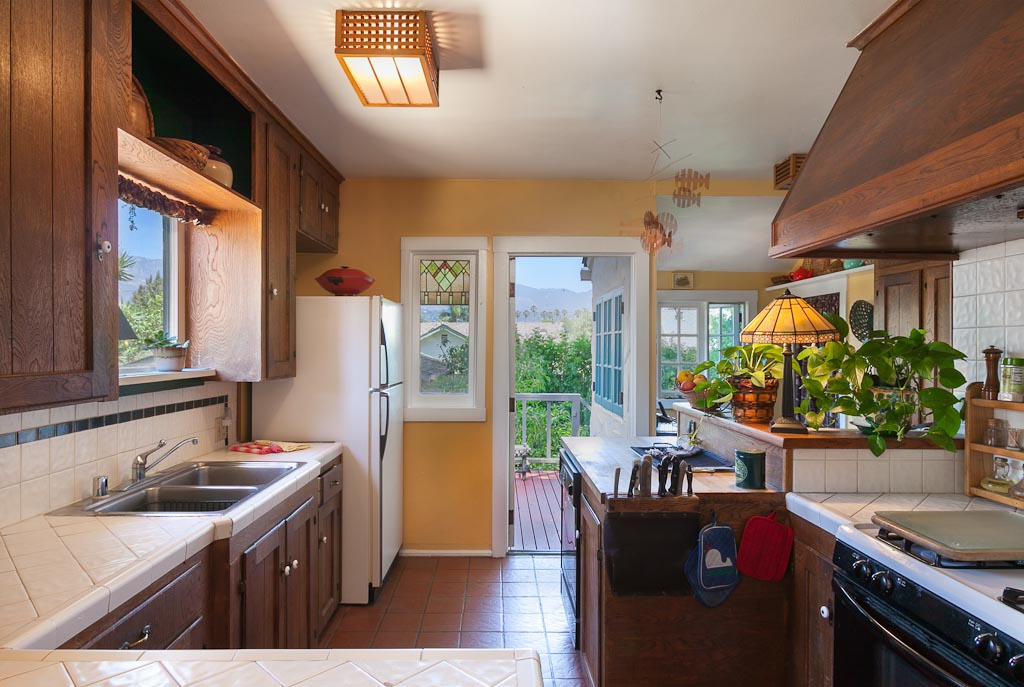 1616 Hillside Road Santa Barbara, CA 93101 - Photo 3 of 15 Kitchen