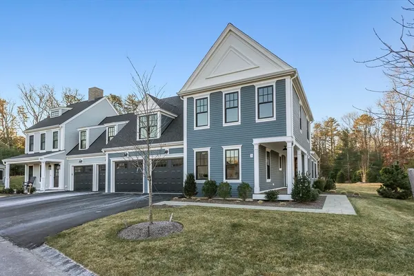 $1,065,000 | 46 Sandwich Road, Unit 3, Plymouth, MA 02360