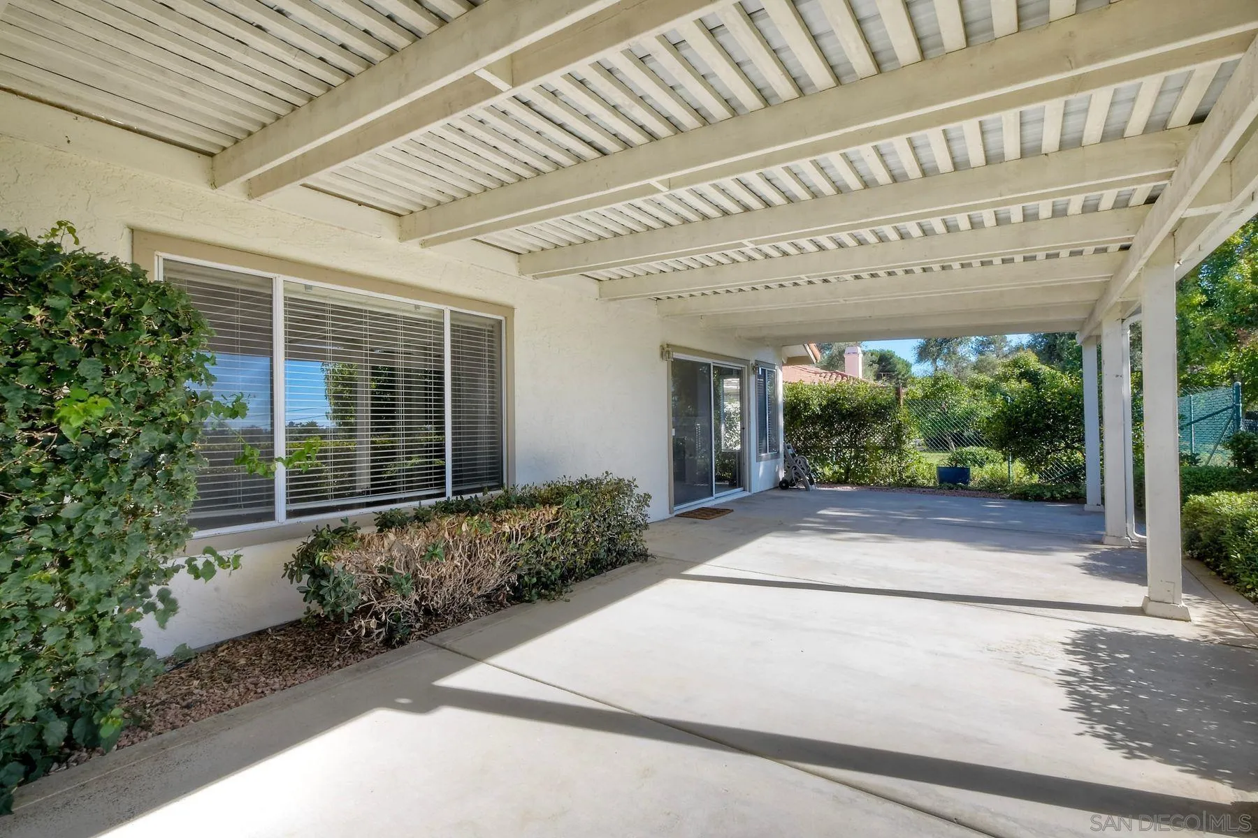 1089 Ridge Heights Drive Fallbrook, CA 92028 - Photo 26 of 42 a porch with view of outdoor space
