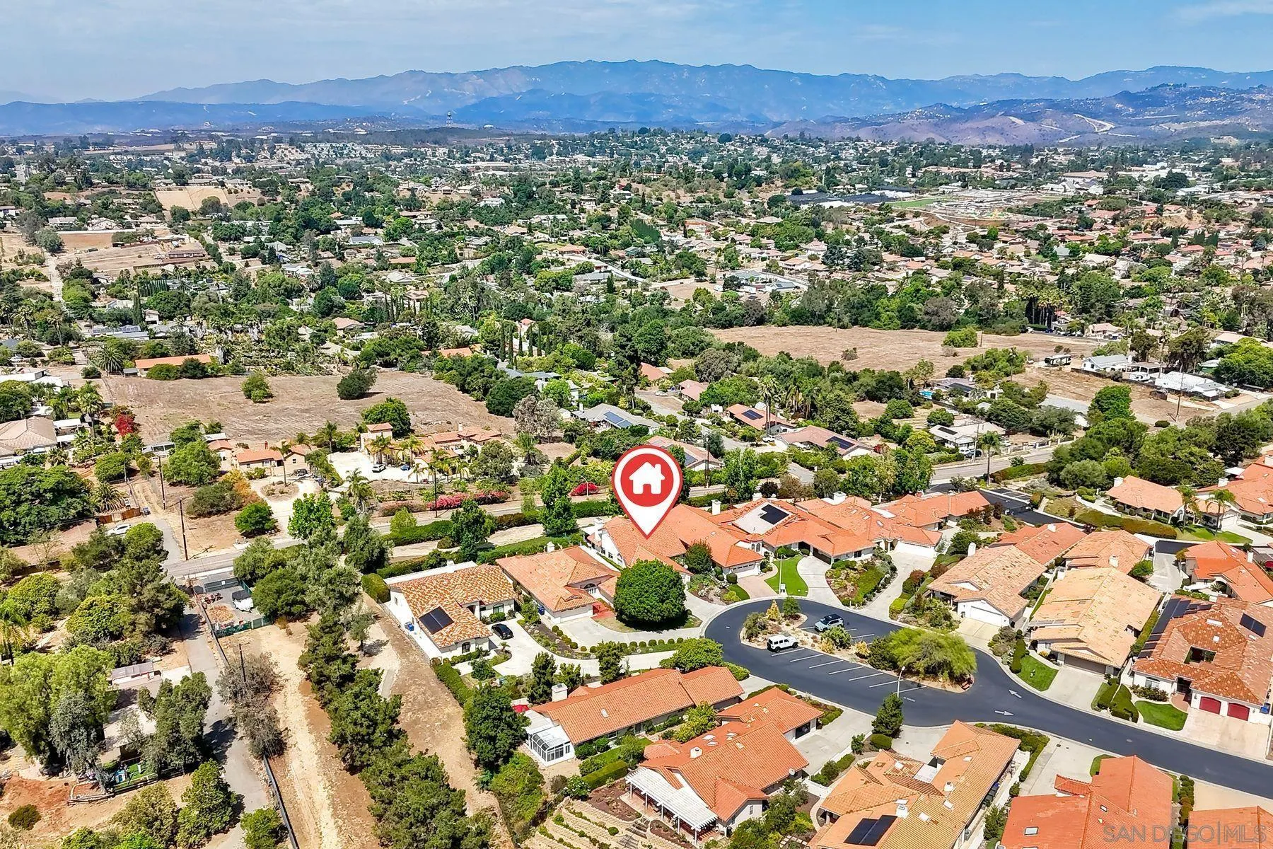 1089 Ridge Heights Drive Fallbrook, CA 92028 - Photo 39 of 42 a view of city and mountain