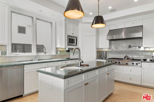 $100,000 | 30962 Broad Beach Road, Malibu, CA 90265