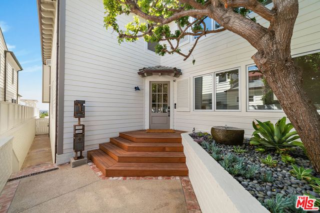 $100,000 | 30962 Broad Beach Road, Malibu, CA 90265