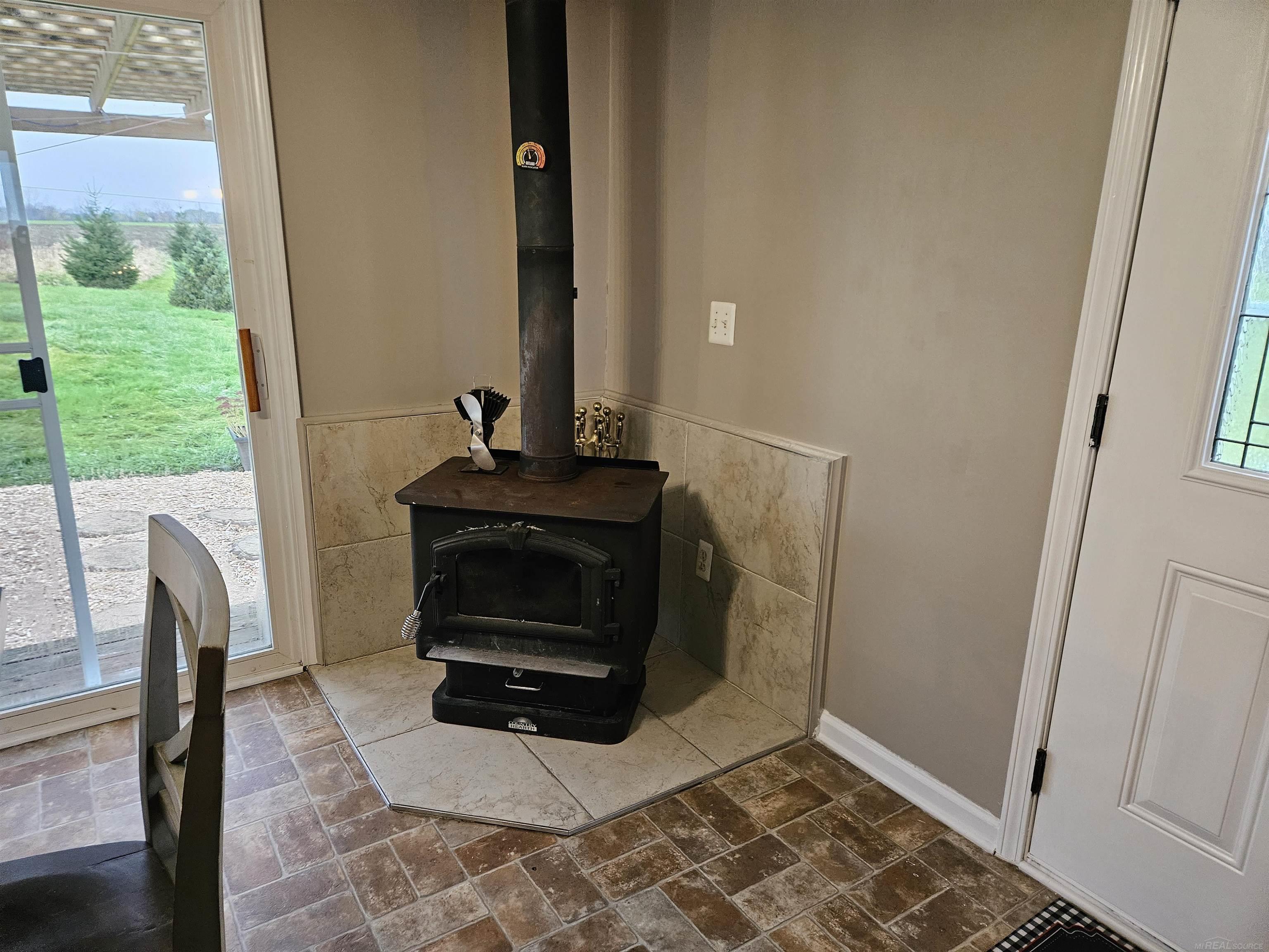 8078 Wildcat Road Croswell, MI 48422 - Photo 6 of 22 50127295-5.JPG