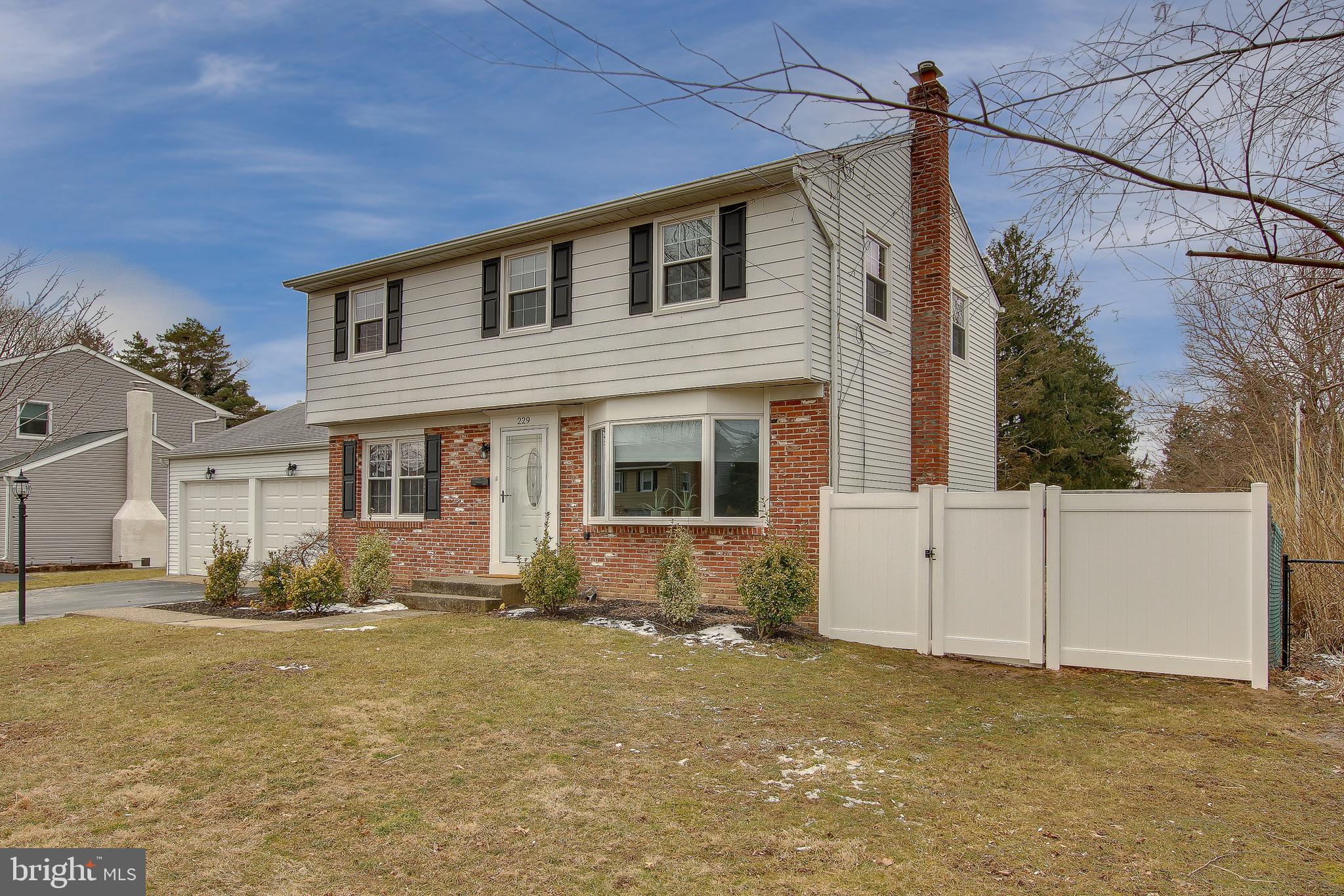 229 Crestview Road Hatboro, PA 19040 - Photo 2 of 38 Gallery Image 2