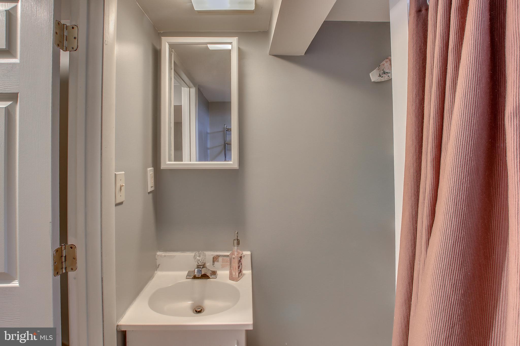 229 Crestview Road Hatboro, PA 19040 - Photo 29 of 38 Gallery Image 29