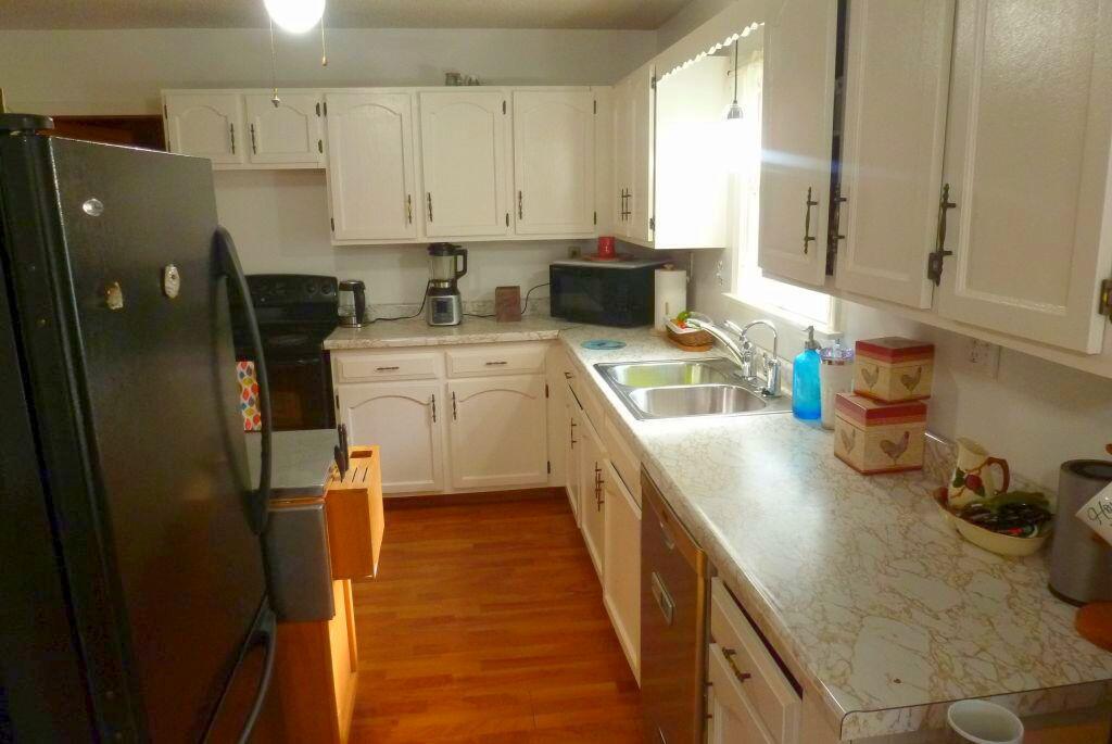 125 McNally Road Clinton, ME 04927 - Photo 5 of 29 kit1