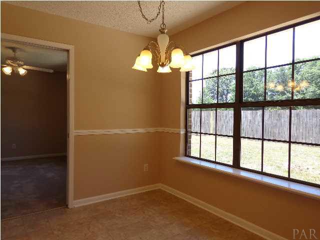 2644 Tinosa Circle Pensacola, FL 32526 - Photo 6 of 19 Double windows in breakfast room.