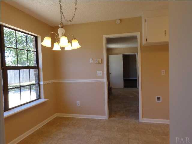 2644 Tinosa Circle Pensacola, FL 32526 - Photo 7 of 19 Breakfast room.