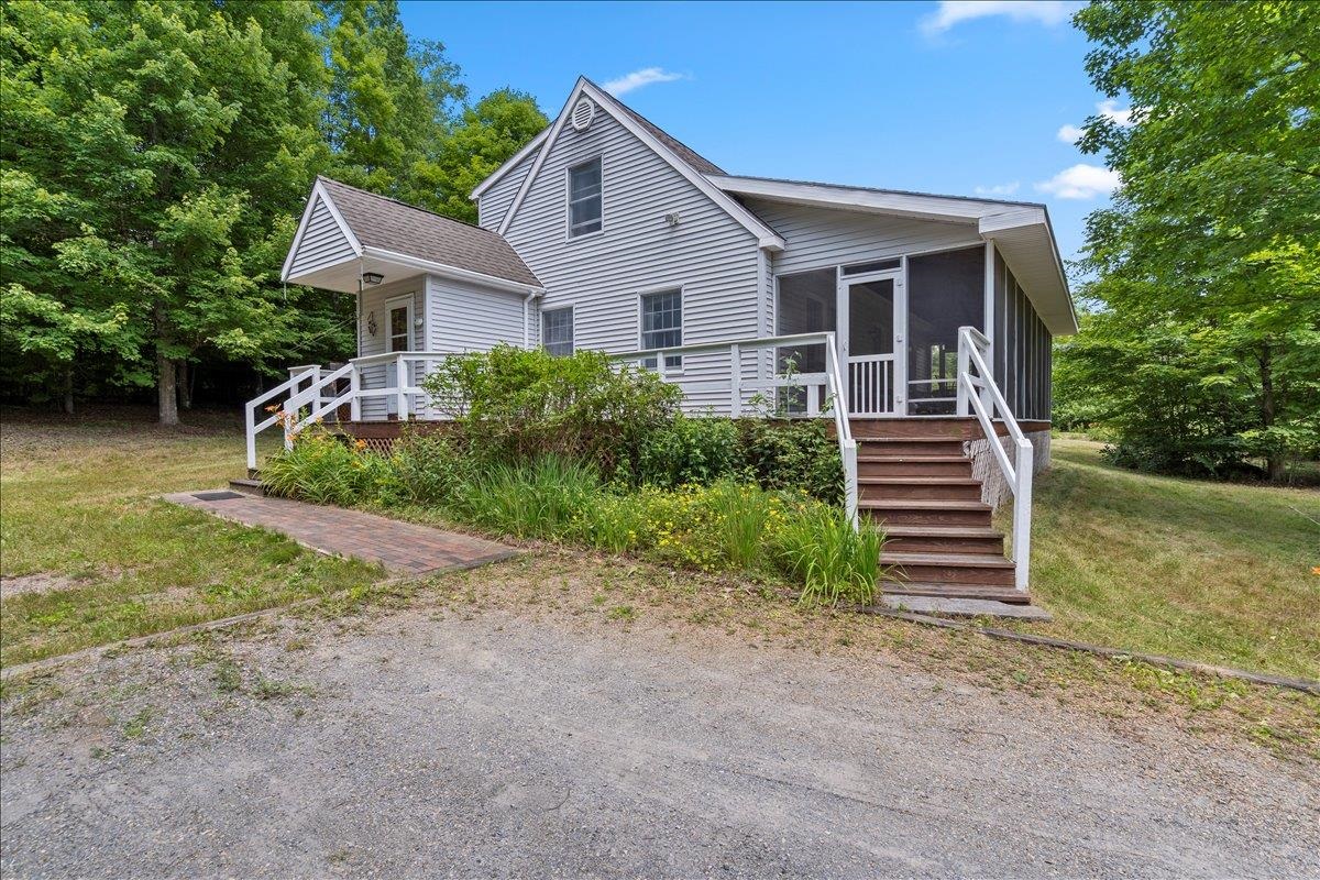 6 Barnett Road Fairfax, VT 05454 - Photo 9 of 53