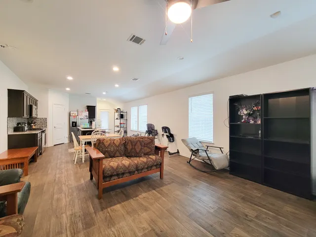 $2,300 | 14741 Hazel Br Drive, New Caney, TX 77357