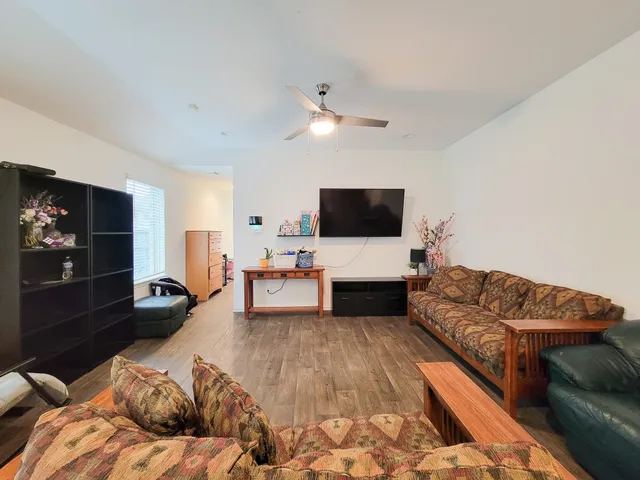 $2,300 | 14741 Hazel Br Drive, New Caney, TX 77357