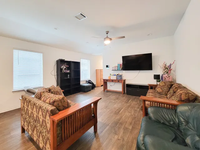 $2,300 | 14741 Hazel Br Drive, New Caney, TX 77357