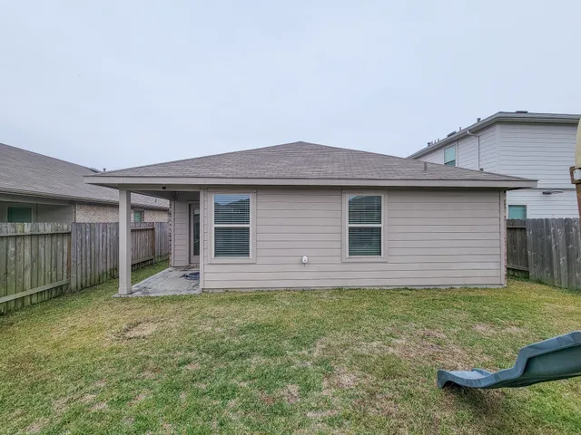 $2,300 | 14741 Hazel Br Drive, New Caney, TX 77357