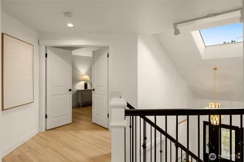 $1,888,000 | 26018 Southeast 38th Court, Sammamish, WA 98029