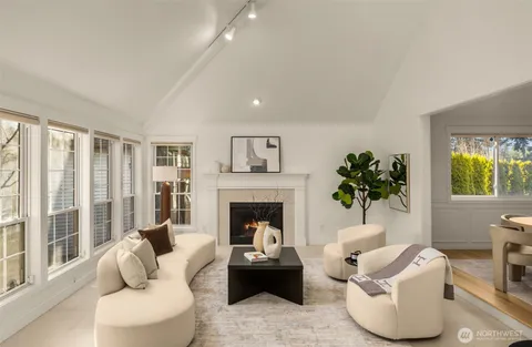 $1,888,000 | 26018 Southeast 38th Court, Sammamish, WA 98029