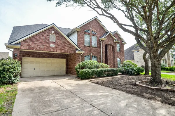 $2,800 | 9403 Sundance Drive, Pearland, TX 77584