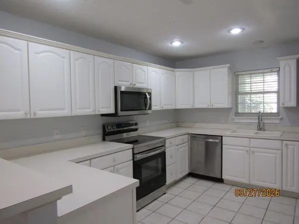 $1,600 | 1812 Cain Street, Unit 2, North Myrtle Beach, SC 29582