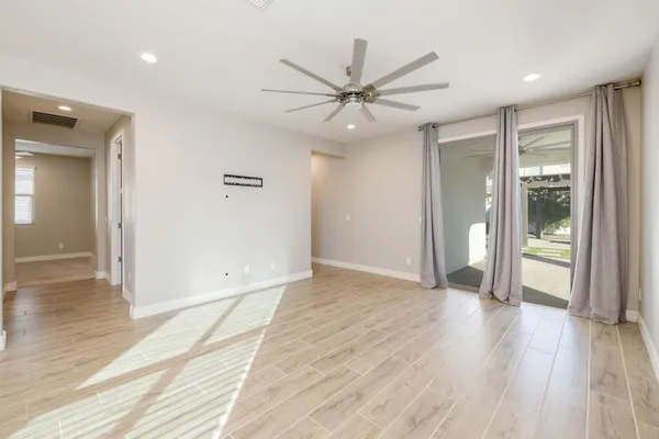 $2,750 | 5247 South Axiom, Mesa, AZ 85212