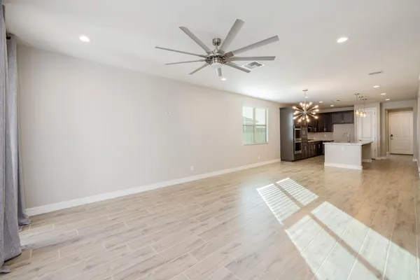 $2,750 | 5247 South Axiom, Mesa, AZ 85212