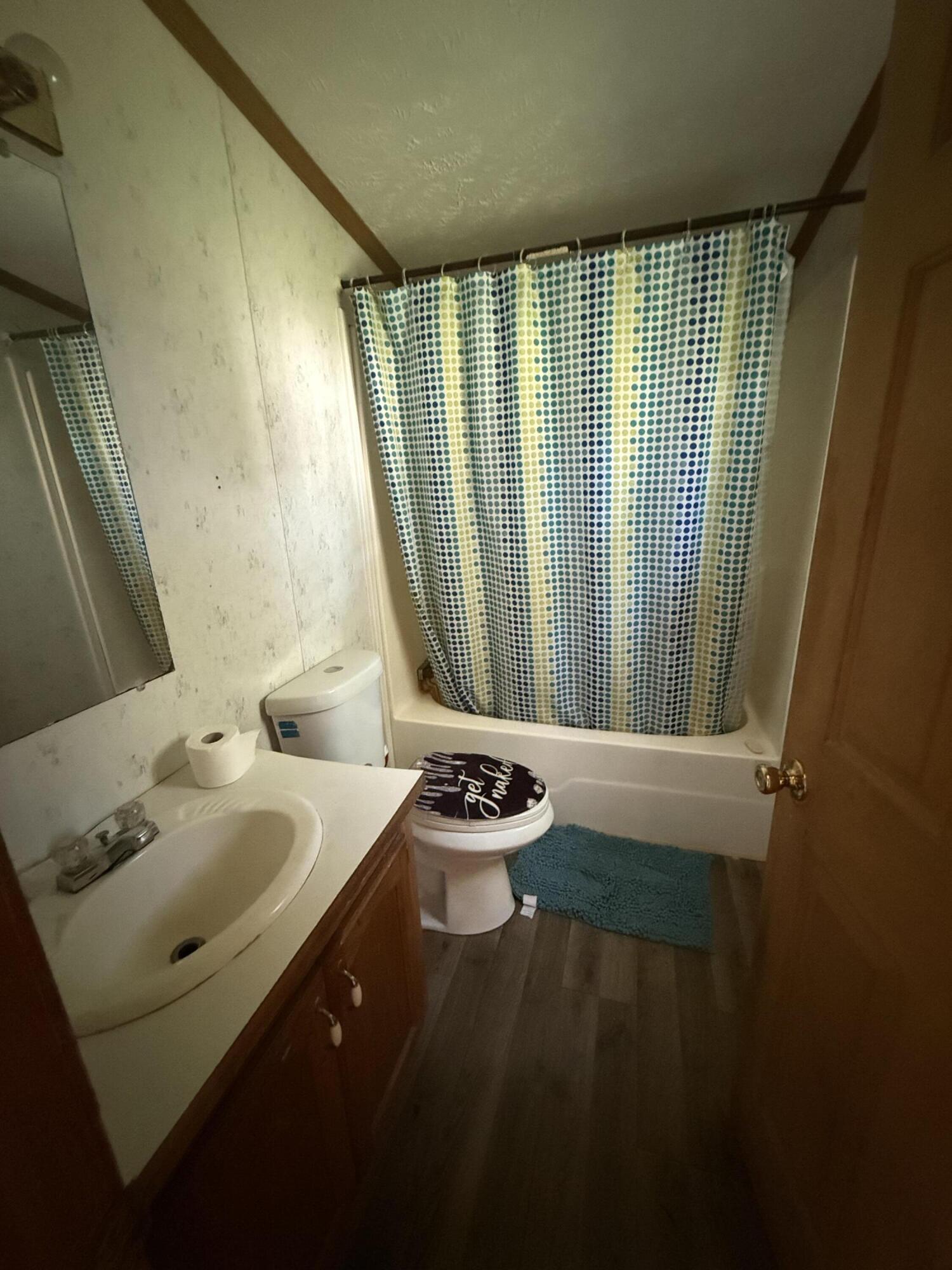 11045 East Iroquois Road Walkerton, IN 46574 - Photo 7 of 11 1500x2000