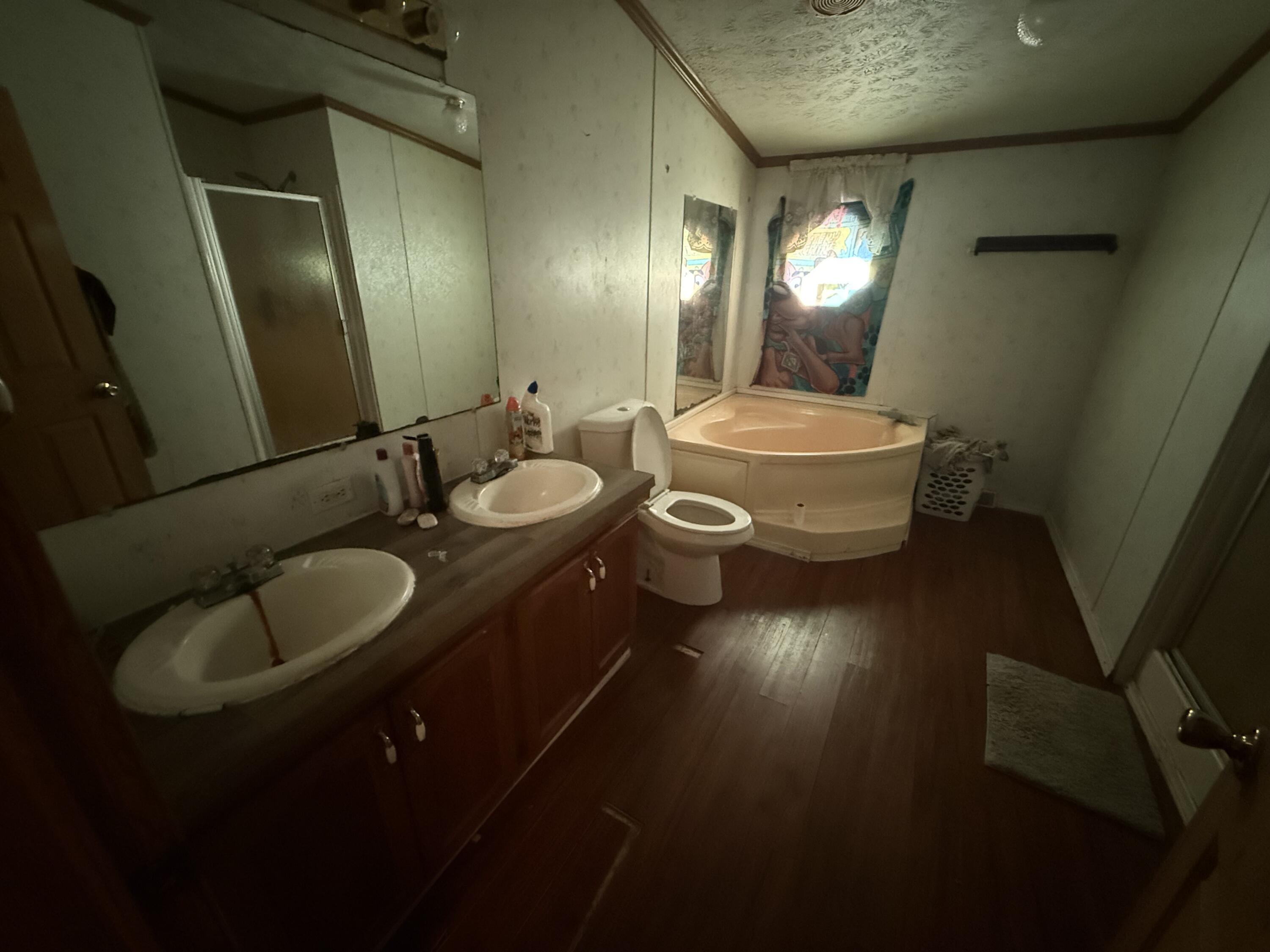 11045 East Iroquois Road Walkerton, IN 46574 - Photo 9 of 11 3000x2250