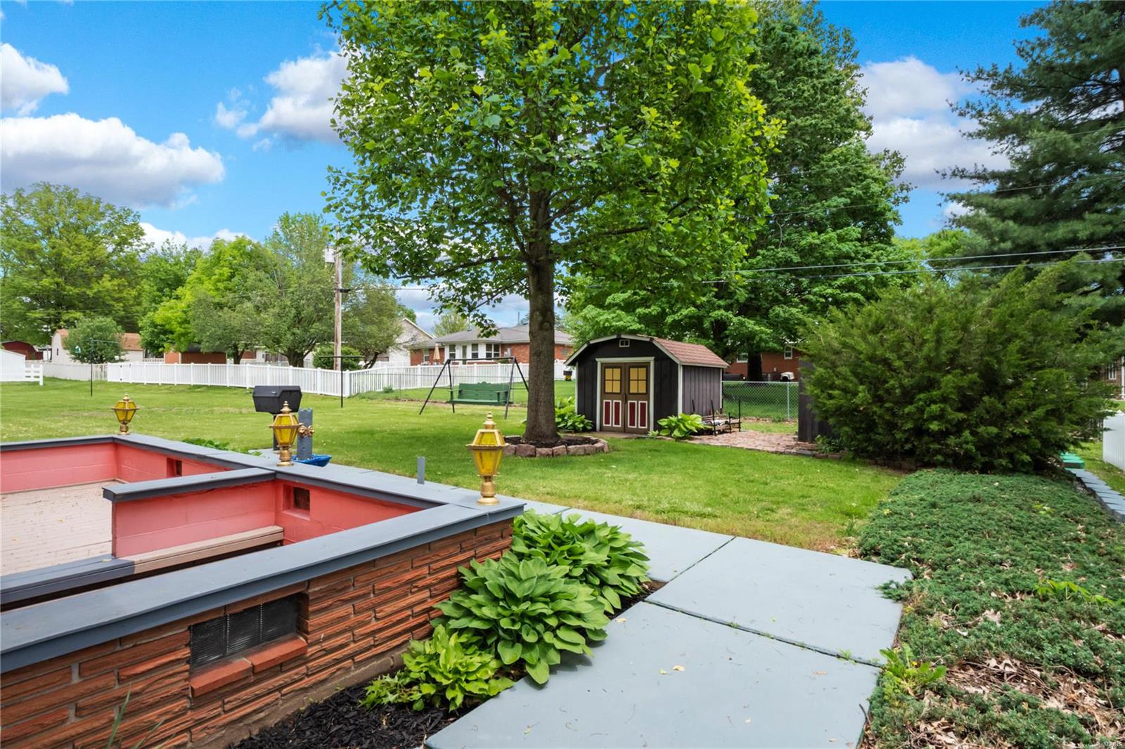 12 Richard Street Waterloo, IL 62298 - Photo 5 of 32 Gallery Image 5