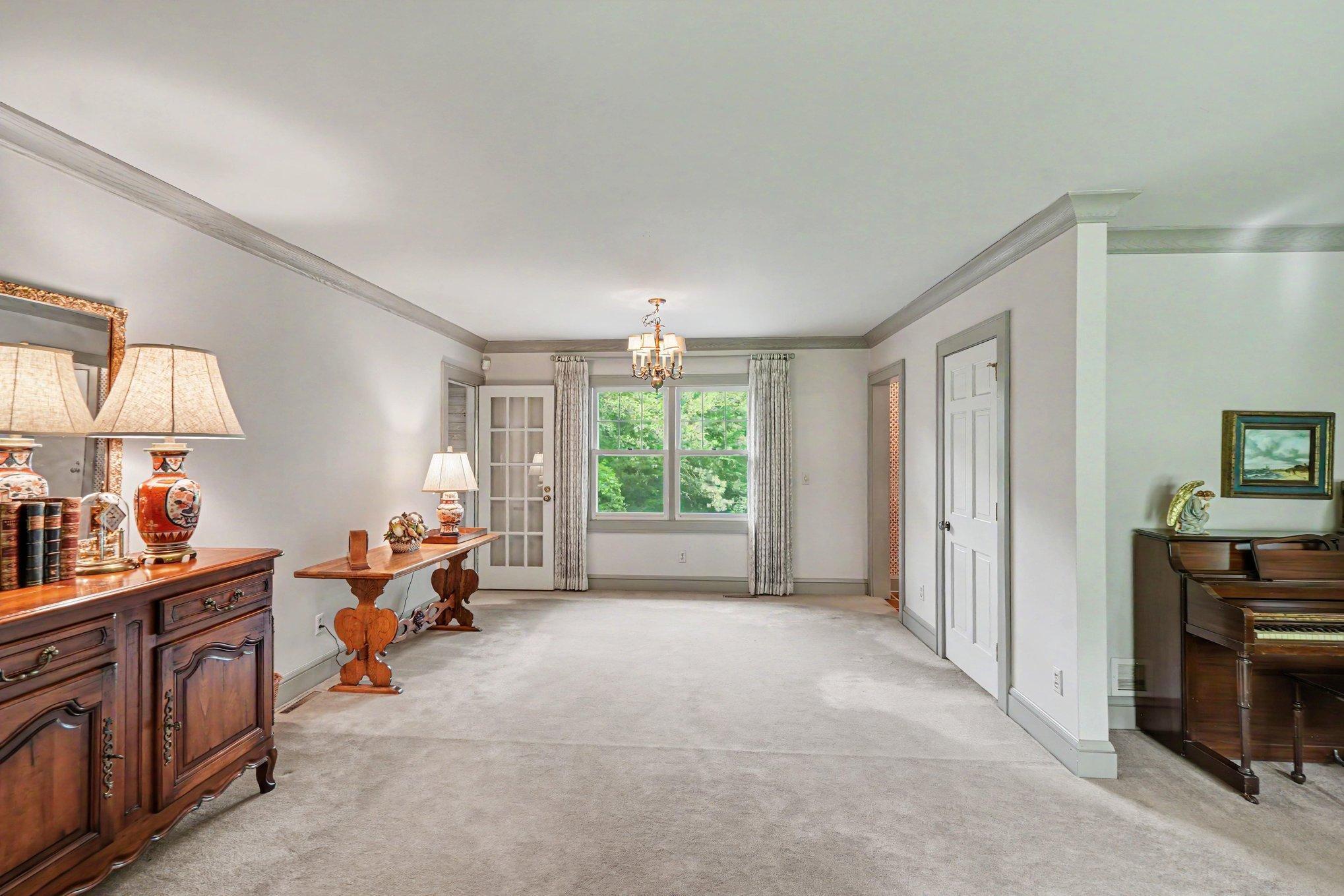 7017 Valley View Road Edina, MN 55439 - Photo 3 of 31
