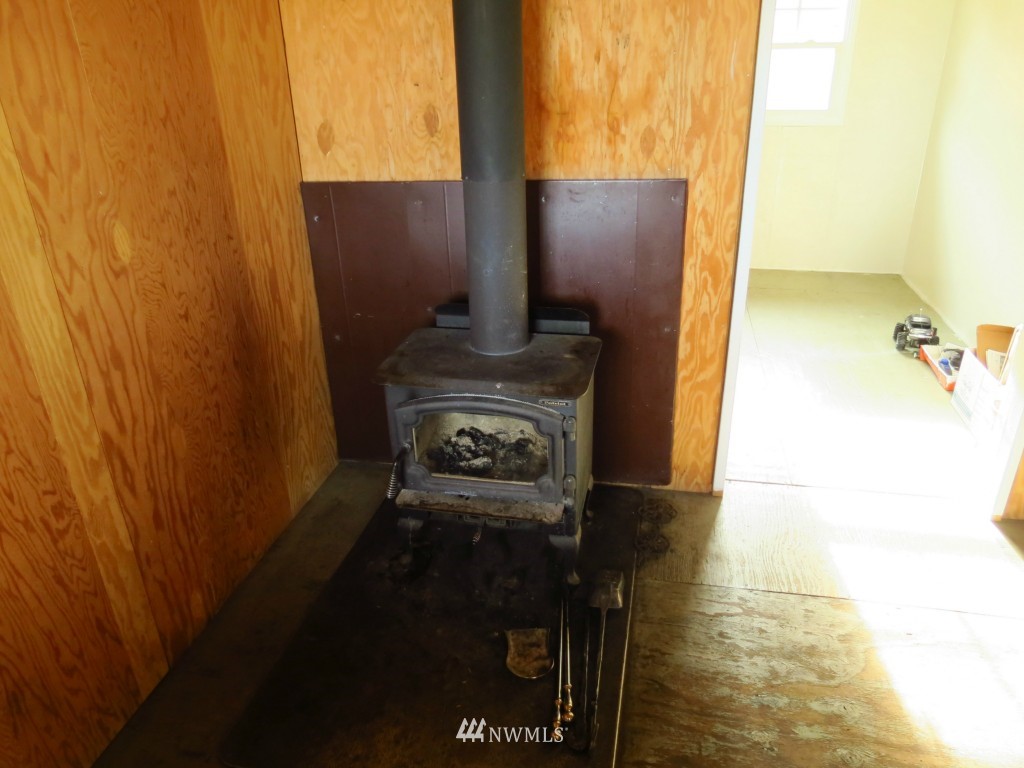 106 Turner Homestead Road Oroville, WA 98844 - Photo 11 of 15