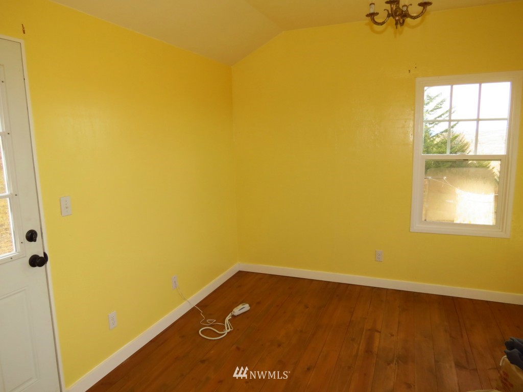 106 Turner Homestead Road Oroville, WA 98844 - Photo 9 of 15