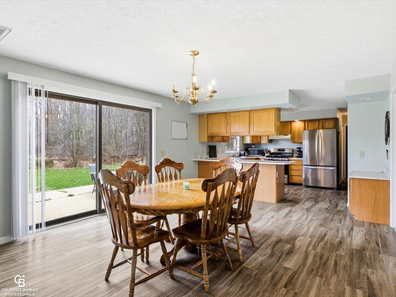 8925 Lohr Road Avoca, MI 48006 - Photo 9 of 41