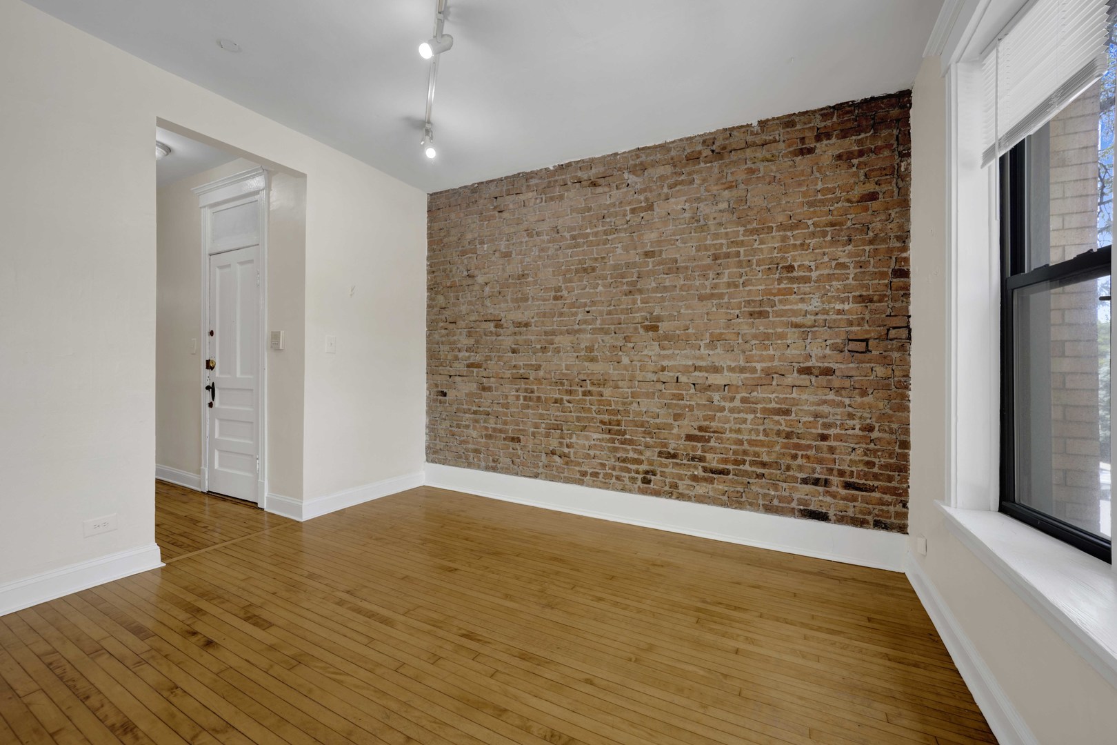 616 South Loomis Street, Unit 2 Chicago, IL 60607 - Photo 6 of 16
