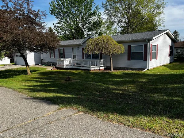 $79,900 | 2218 Brent Street, Unit 63, Croswell, MI 48422