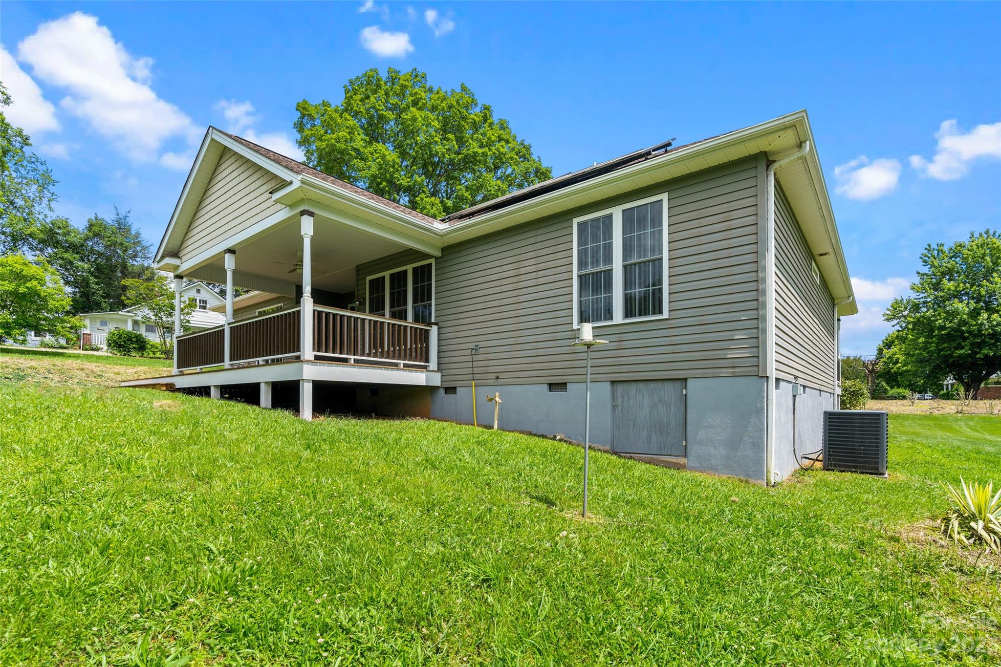 169 Justice Ridge Road Candler, NC 28715 - Photo 36 of 47 Gallery Image 36