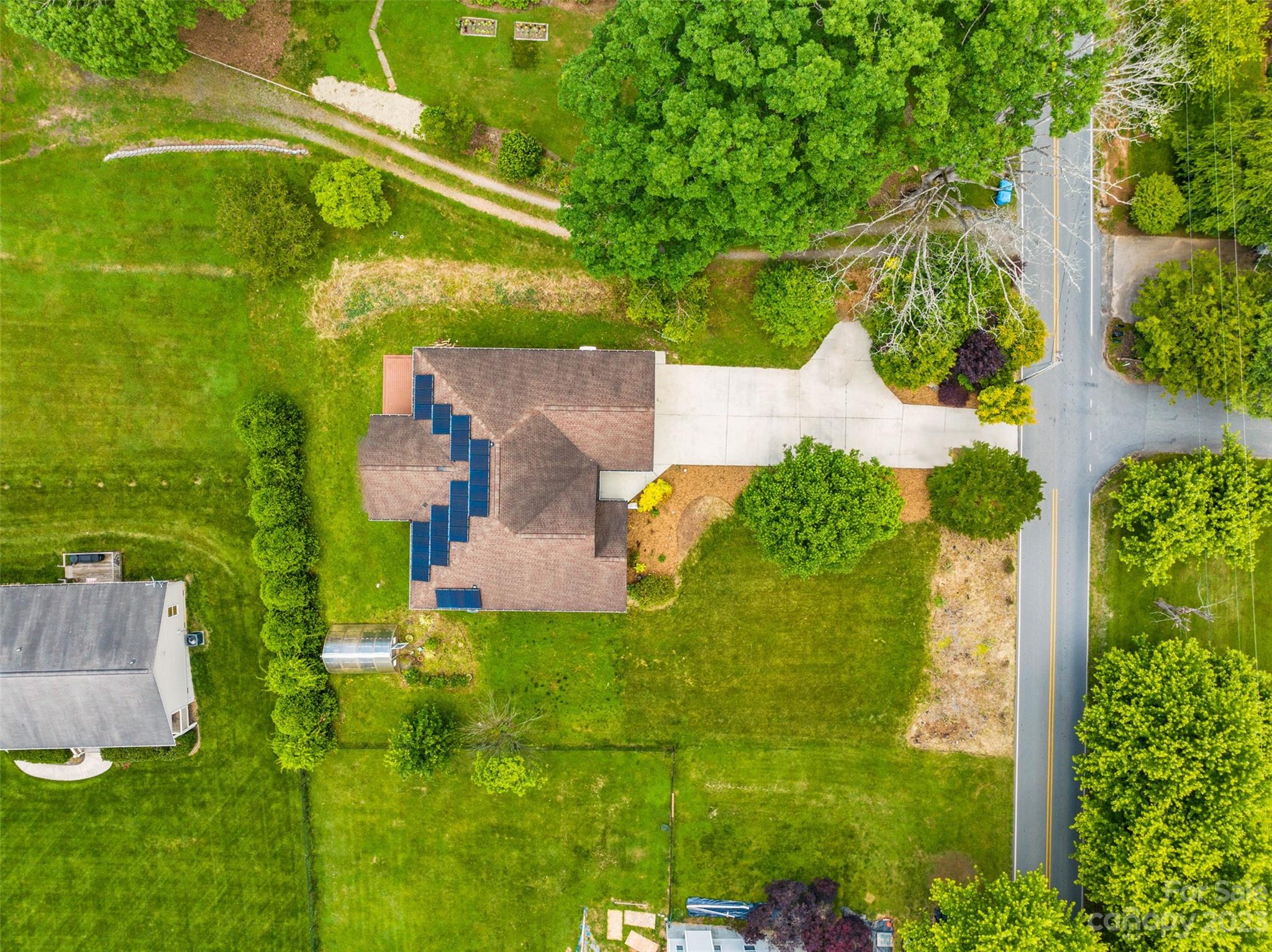 169 Justice Ridge Road Candler, NC 28715 - Photo 40 of 47 Gallery Image 40