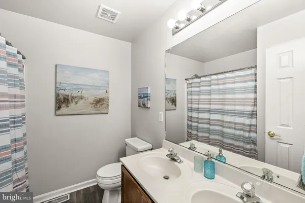 $569,000 | 10101 South Fulton Drive, Fredericksburg, VA 22408