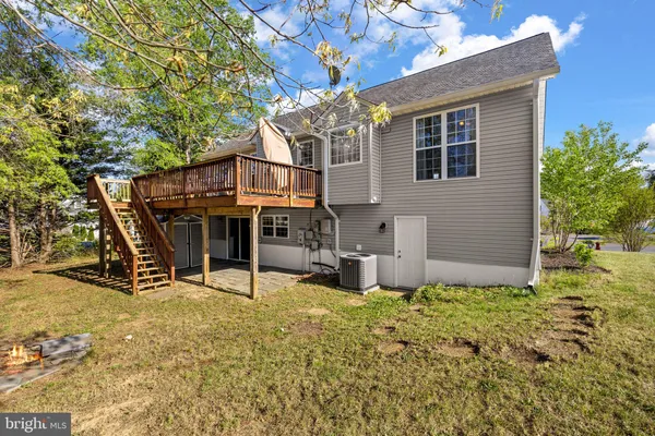 $569,000 | 10101 South Fulton Drive, Fredericksburg, VA 22408