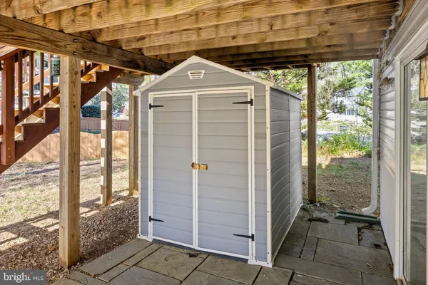 $569,000 | 10101 South Fulton Drive, Fredericksburg, VA 22408