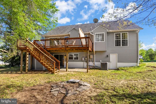 $569,000 | 10101 South Fulton Drive, Fredericksburg, VA 22408