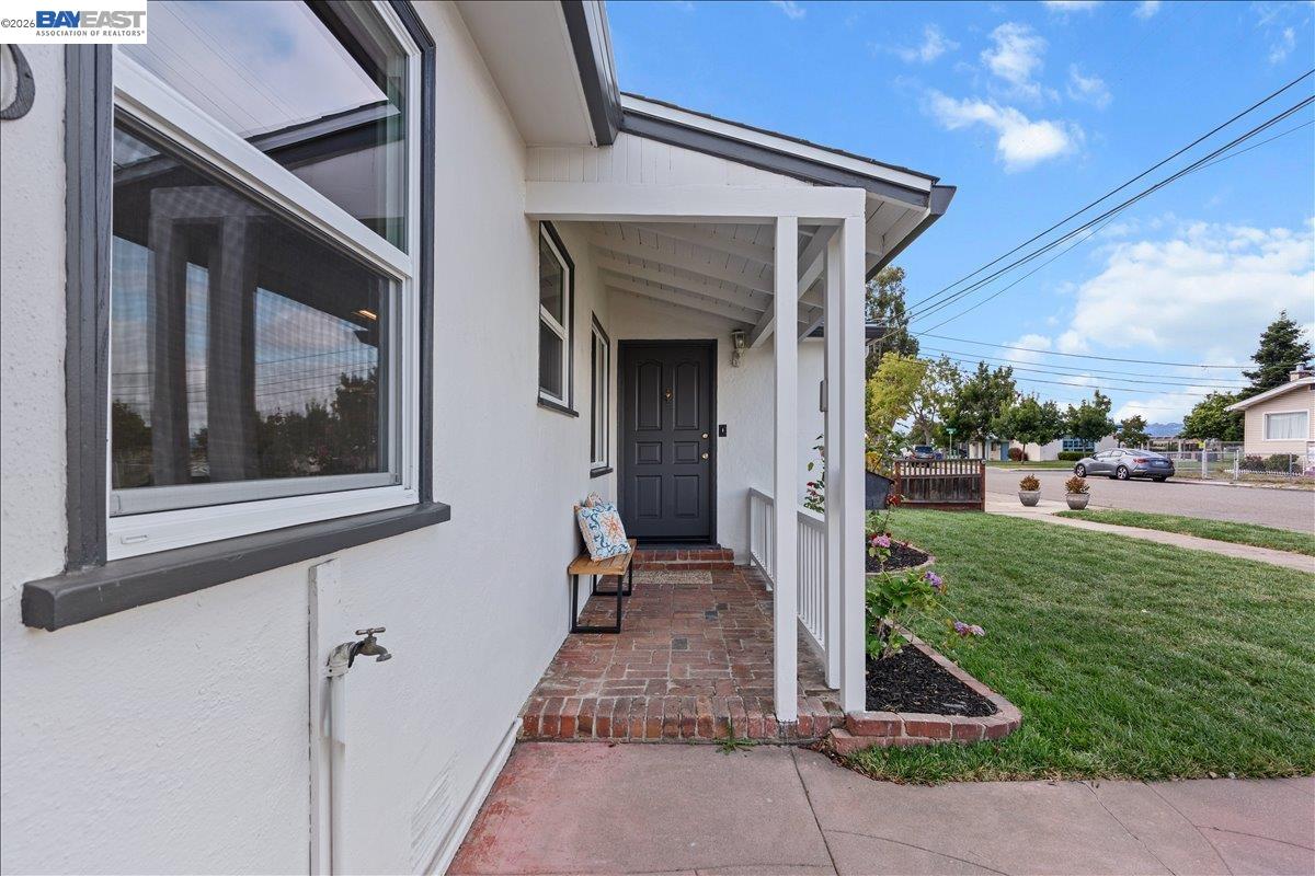 320 Beach Road Alameda, CA 94502 - Photo 13 of 48