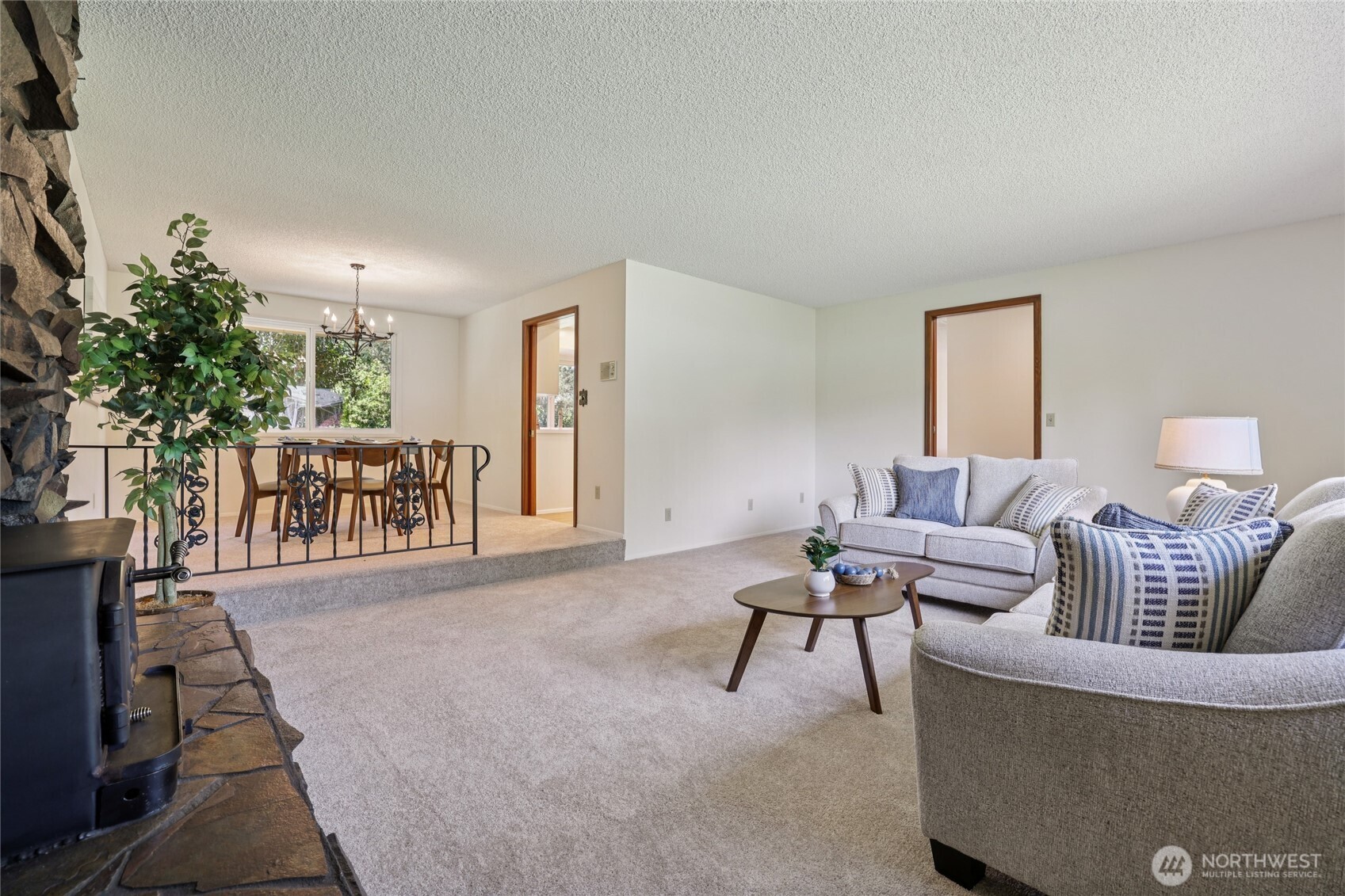 14429 157th Place Southeast Renton, WA 98059 - Photo 6 of 40 Gallery Image 6
