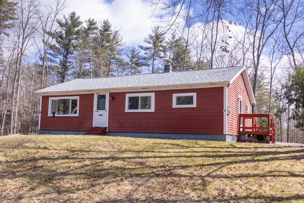 372 Wakefield Road Wakefield, NH 03887 - Photo 2 of 49