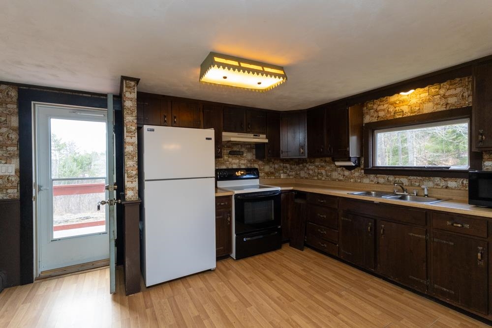 372 Wakefield Road Wakefield, NH 03887 - Photo 10 of 49