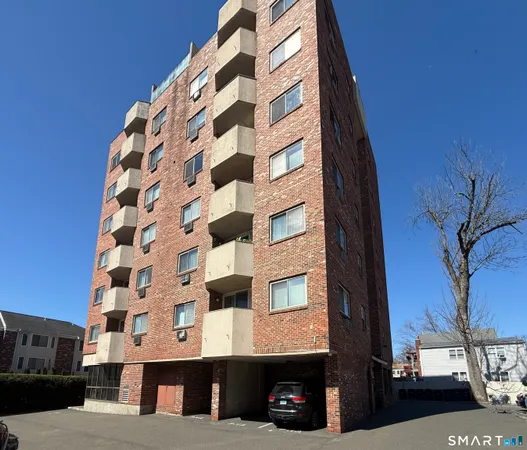 $315,000 | 1611 Washington Boulevard, Unit 402, Stamford, CT 06902