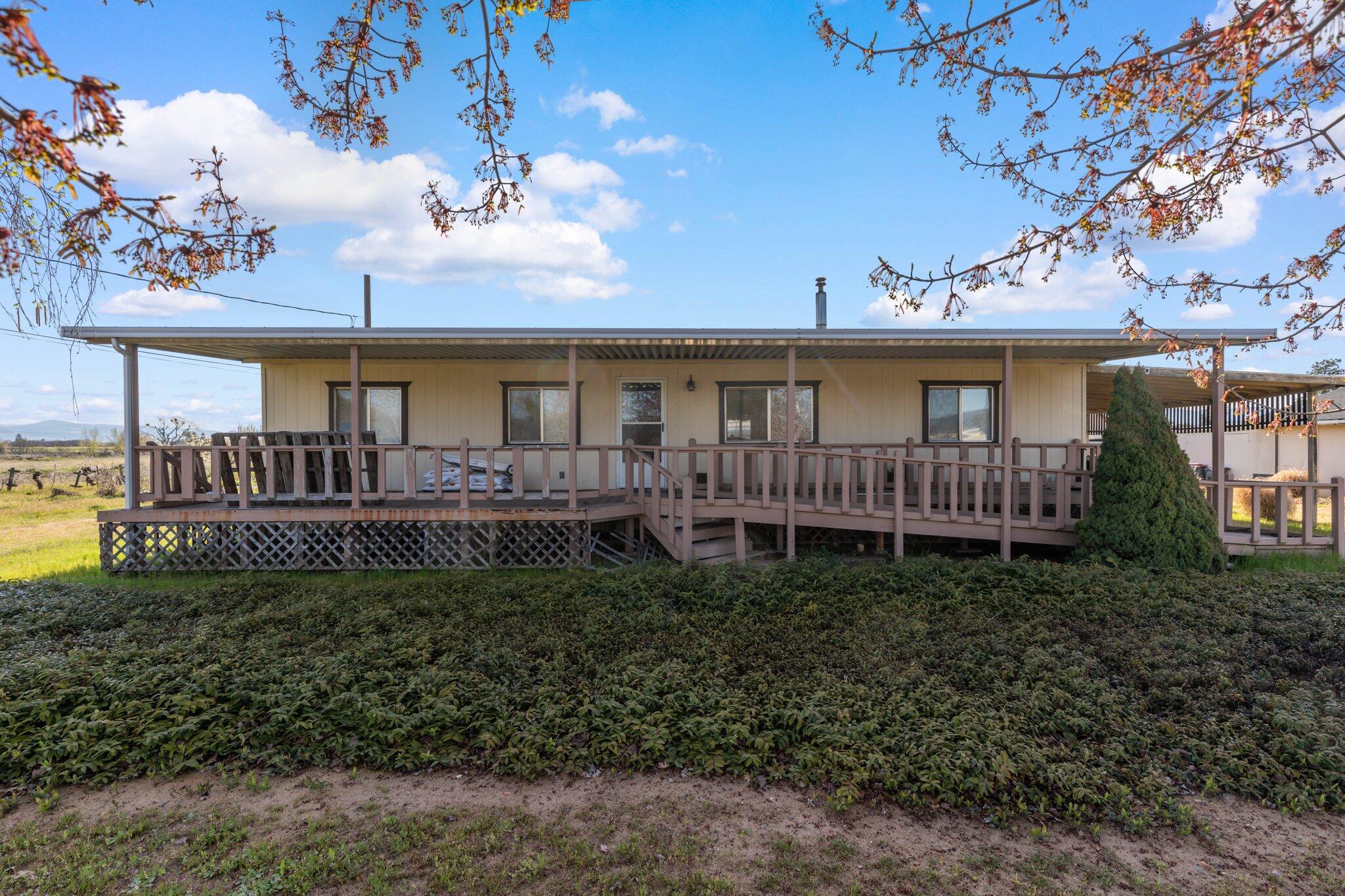 5918 Table Rock Road Central Point, OR 97502 - Photo 20 of 25 1-web-or-mls-WCIL0023